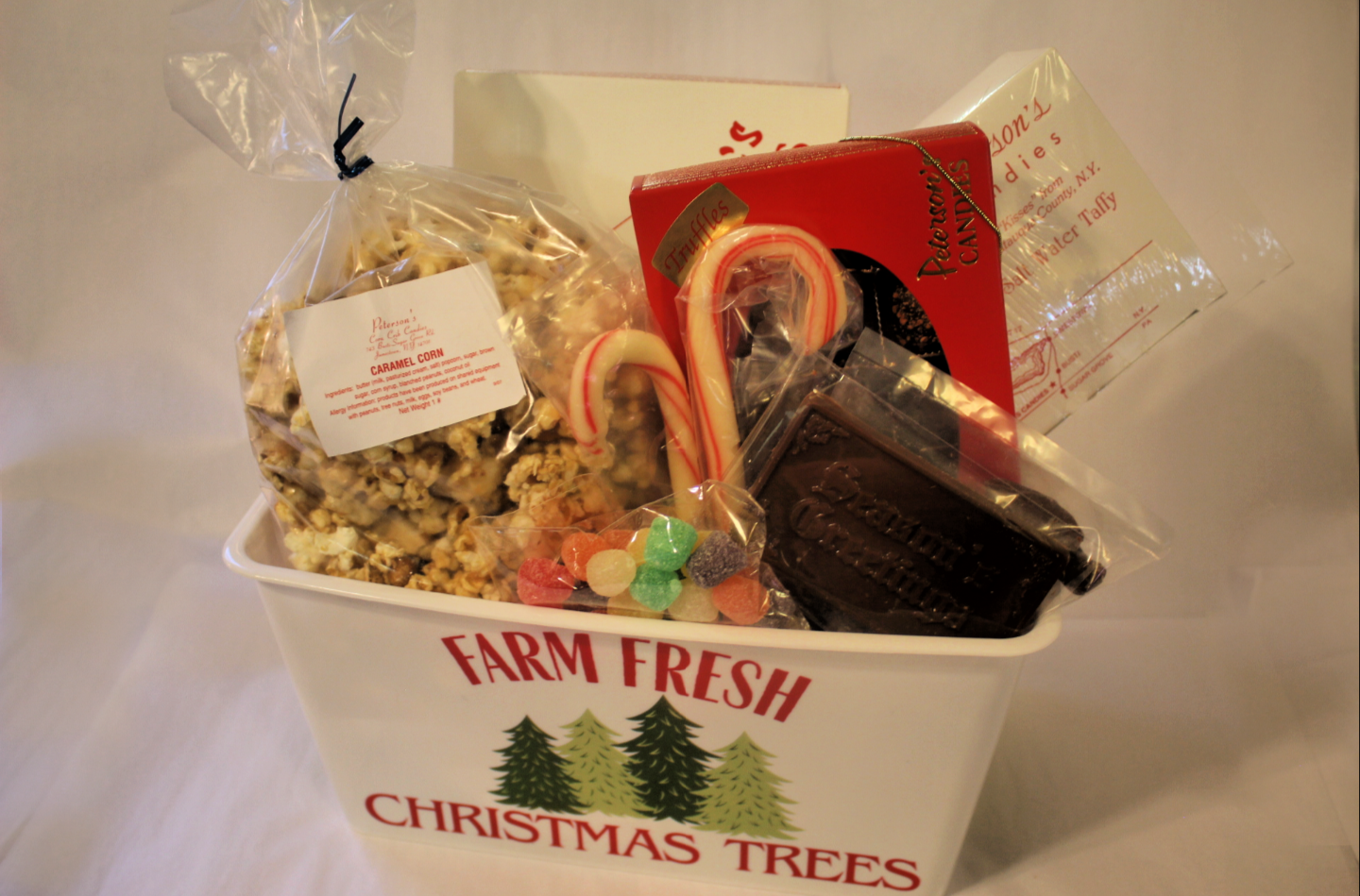 Holiday Cheer Gift Basket Large
