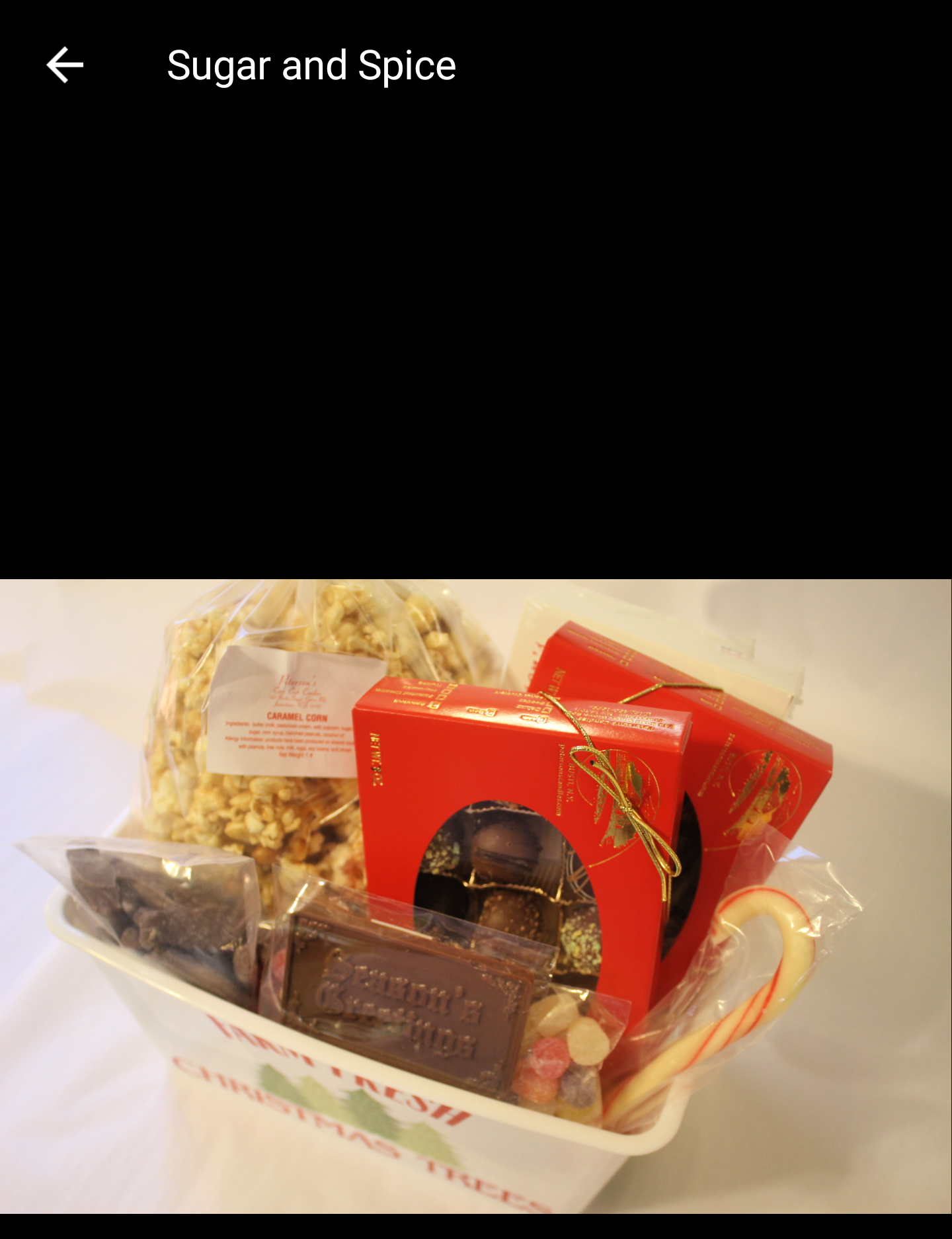 Holiday Cheer Gift Basket Medium